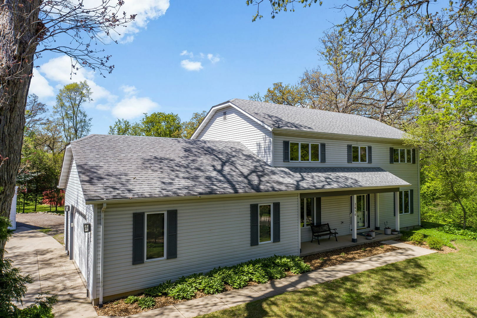 Property Photo: 3616 Highview Drive IL 60012