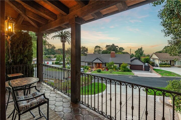 Property Photo:  3904 Via Cardelina  CA 90274 