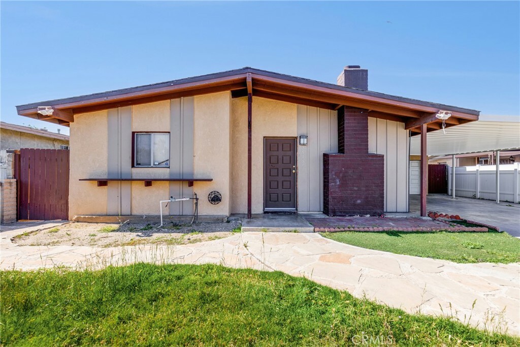 Property Photo: 25189 Gentian Avenue CA 92551