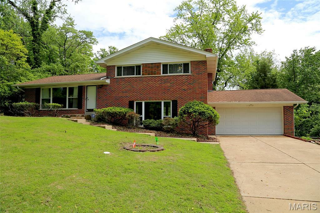 11042 Easy Street  St Ann MO 63074 photo