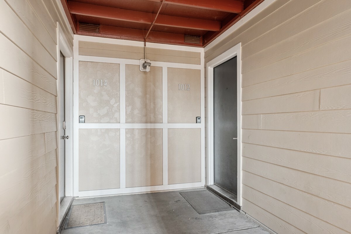 Property Photo:  1012 1st Ave N  TN 37201 