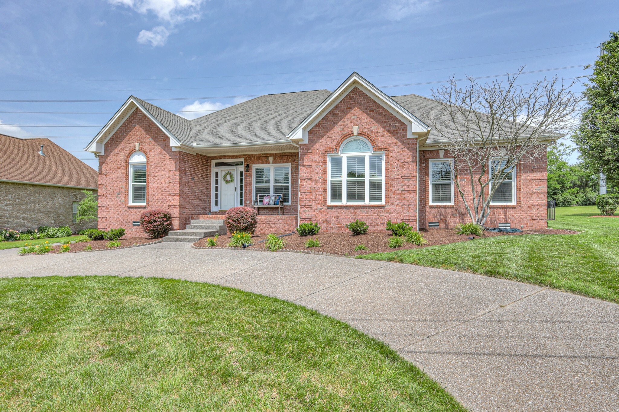 Property Photo:  120 Tamaras Way  TN 37075 