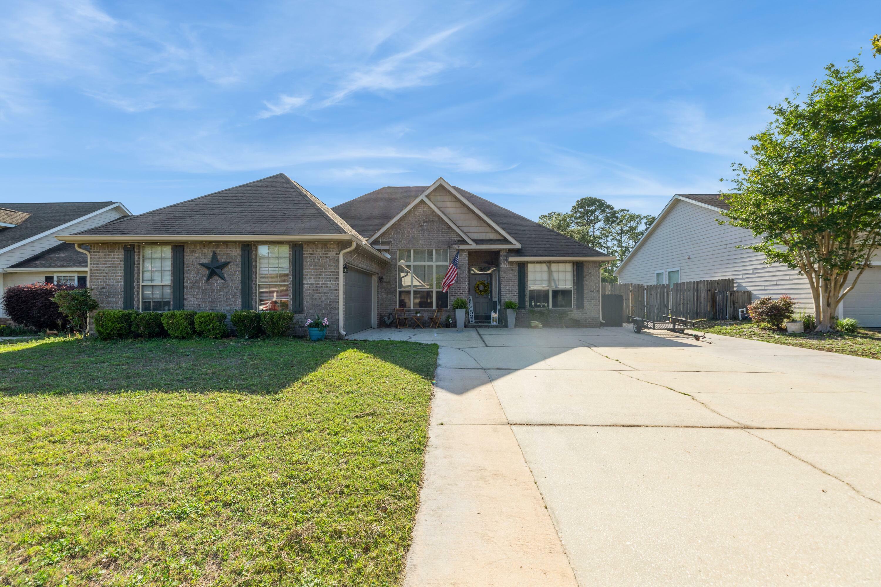 Property Photo: 3643 Pearl Court FL 32566