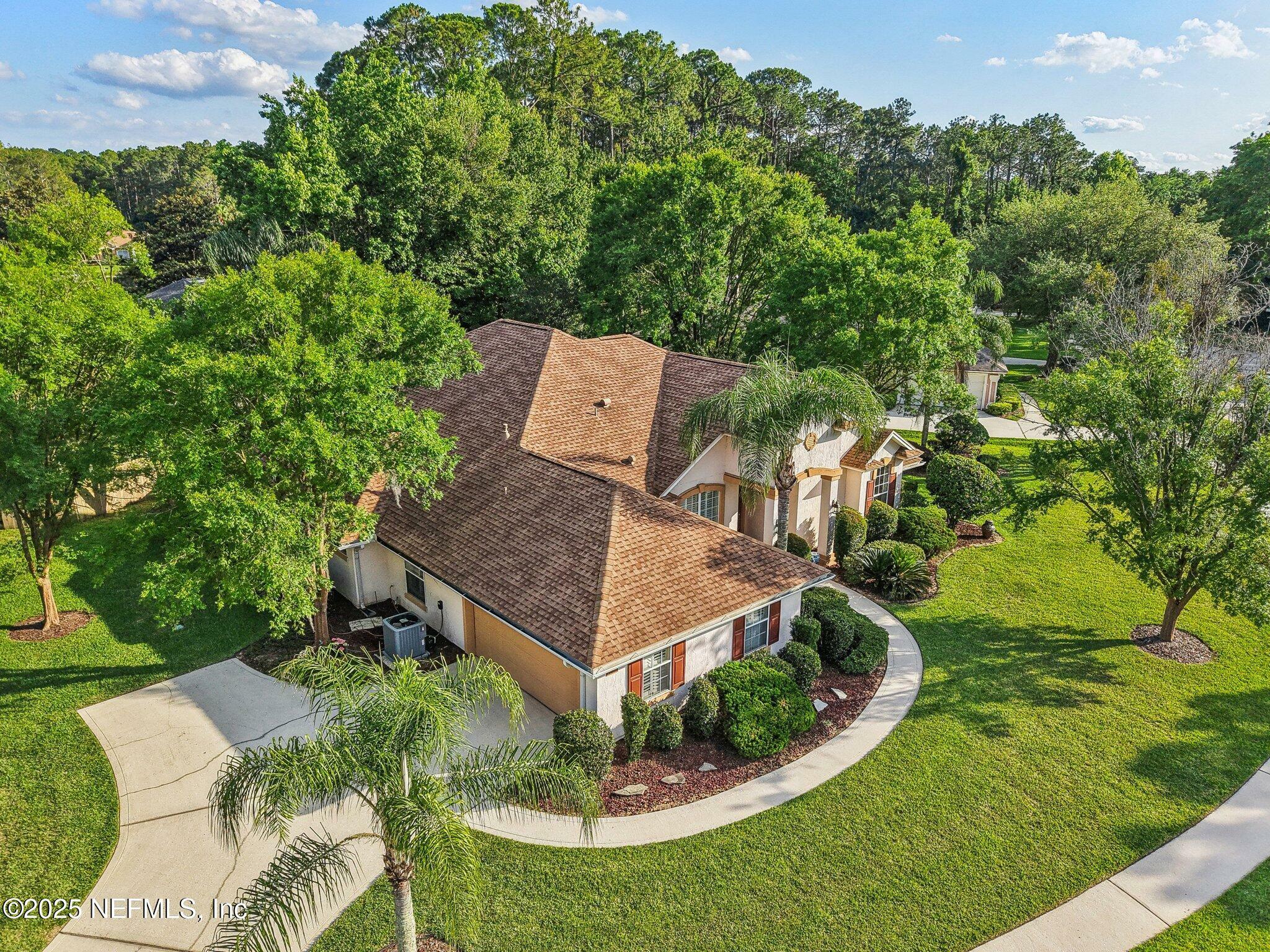 Property Photo: 7854 Timberlin Park Boulevard FL 32256