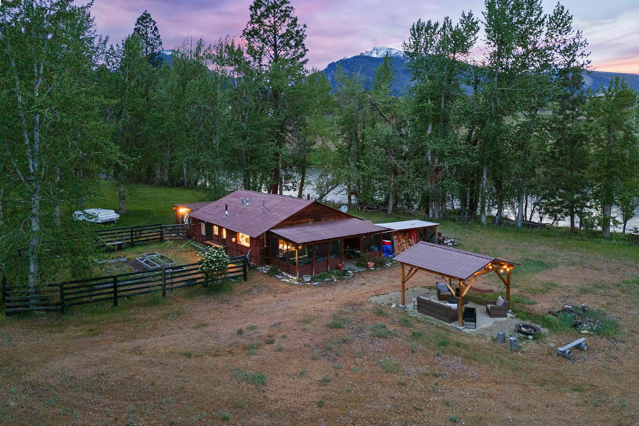 Property Photo: 920 Adirondac Avenue MT 59840