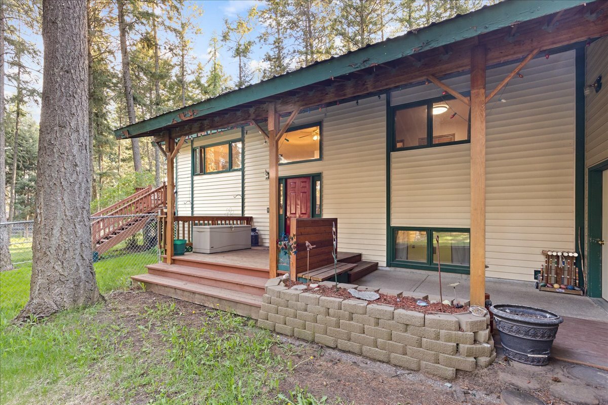 Property Photo: 156 Duff Lane MT 59937