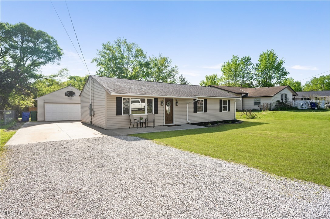 Property Photo:  10284 Wellington Road  OH 44241 