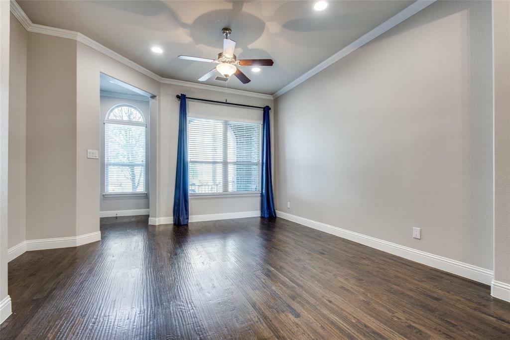 Property Photo: 4225 Broadway Avenue TX 75028