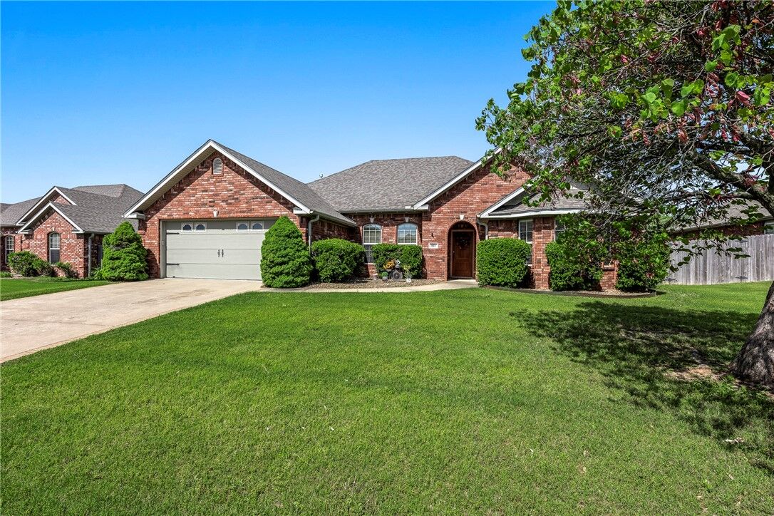 Property Photo: 931 Walker Street AR 72719