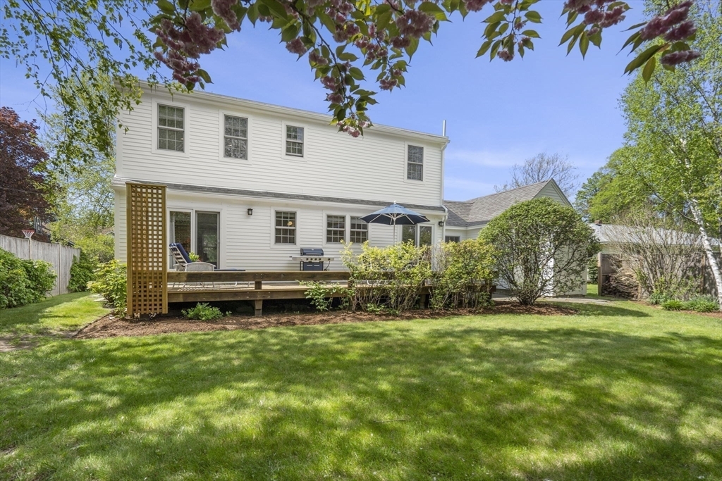 Property Photo:  3 Roosevelt Pl  MA 01950 