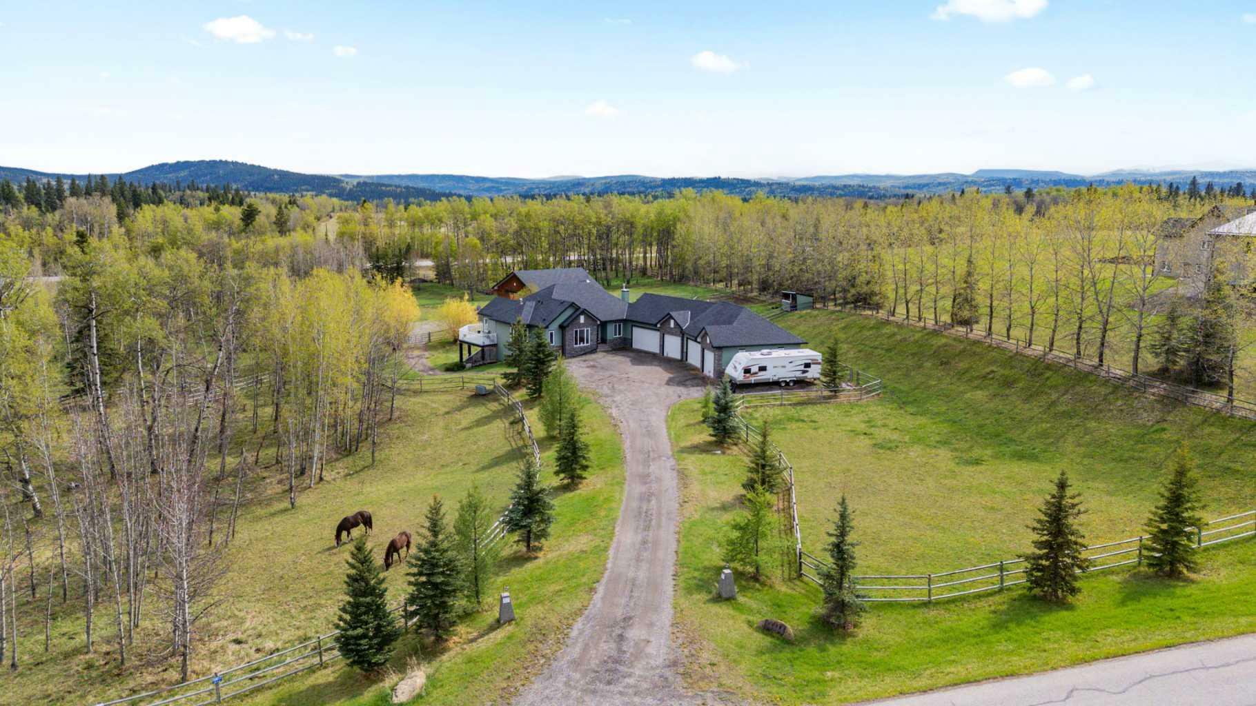 Property Photo: 288017 160 Avenue W AB T0L 1W2