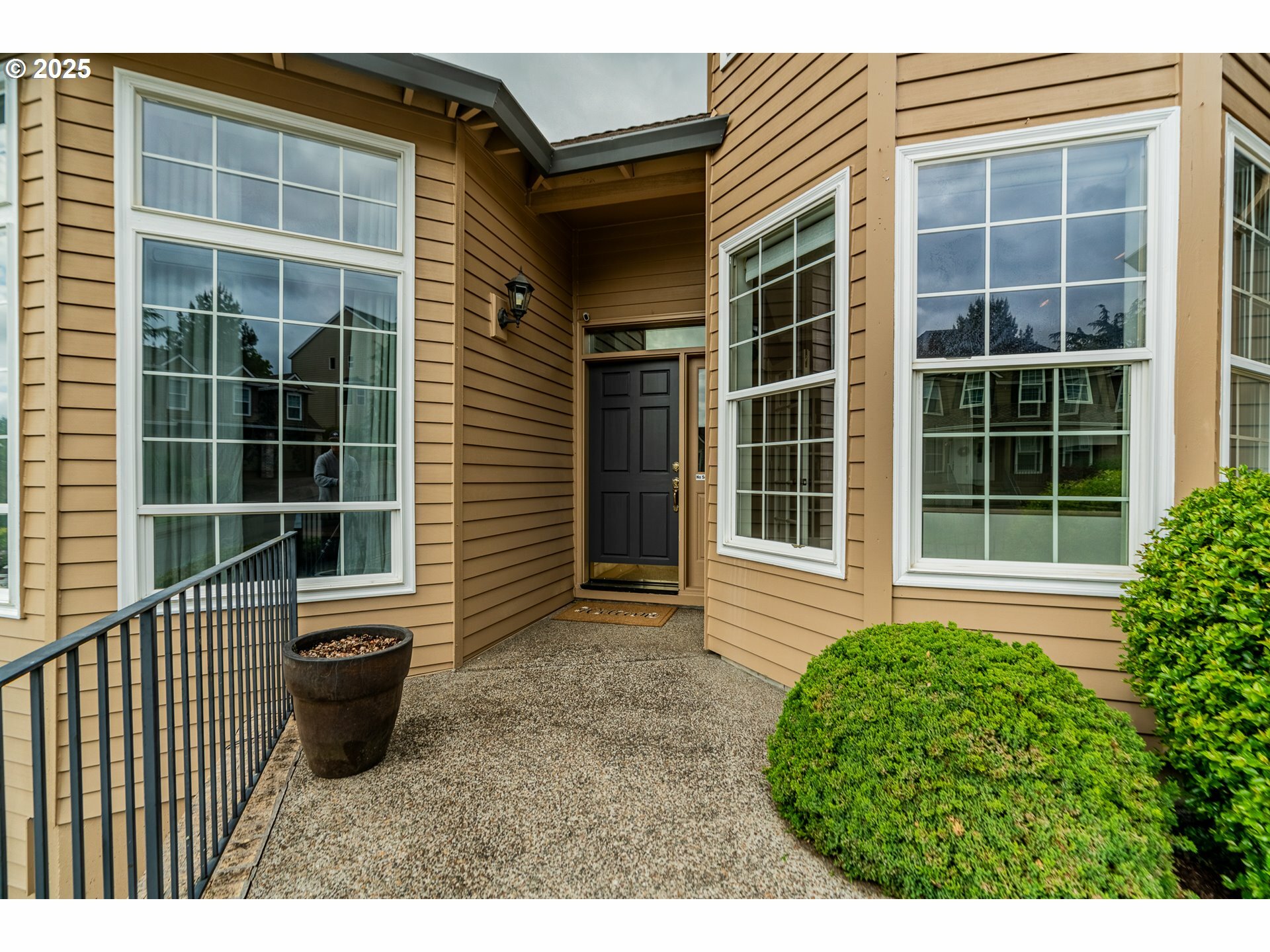 Property Photo: 10541 SW Naeve St OR 97224