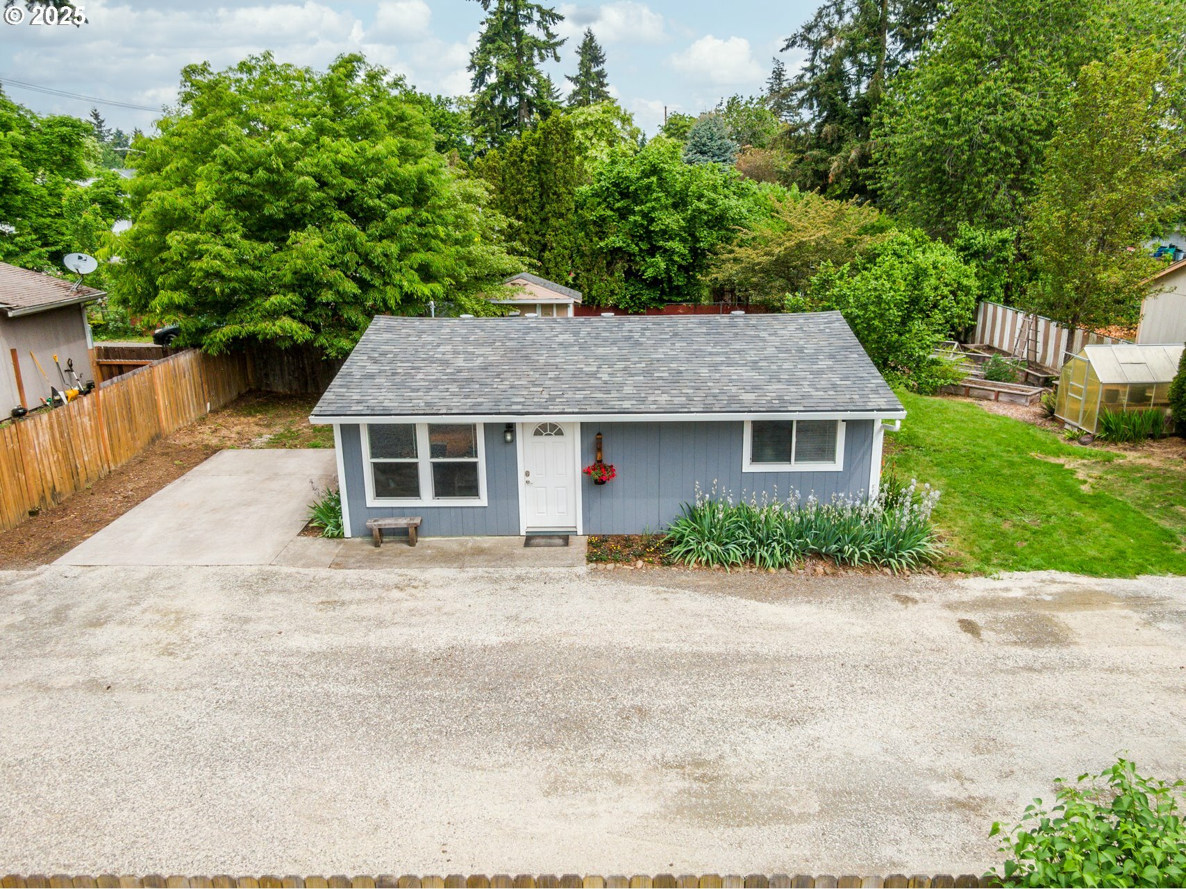 Property Photo: 2115 NE 86th Ave WA 98664