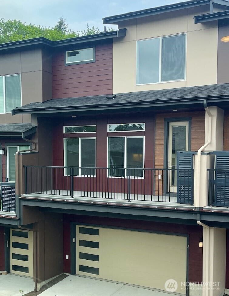 Property Photo:  13214 NE 127th Court D  WA 98034 