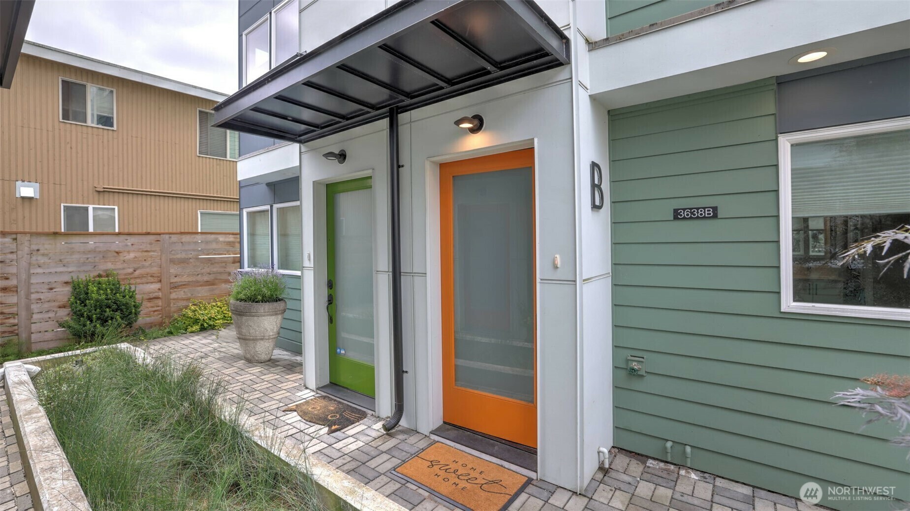 Property Photo: 3638 36th Avenue S B WA 98144