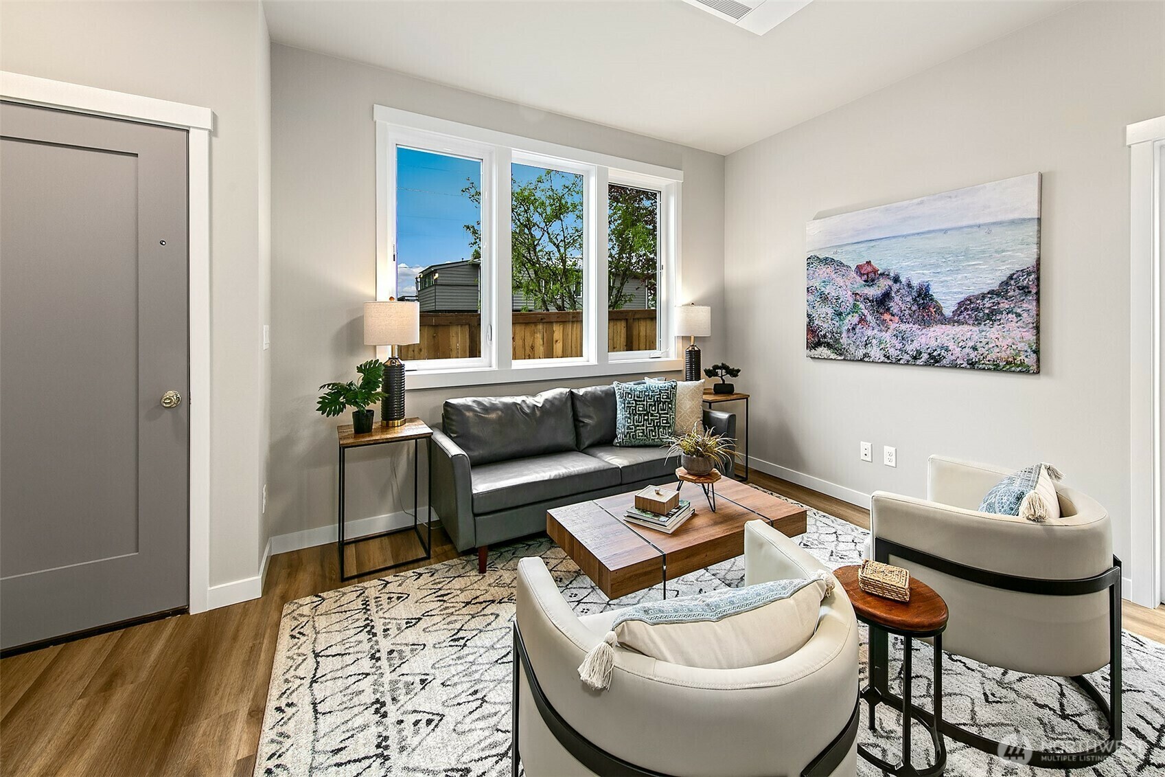 Property Photo:  706 N 107th Street  WA 98133 