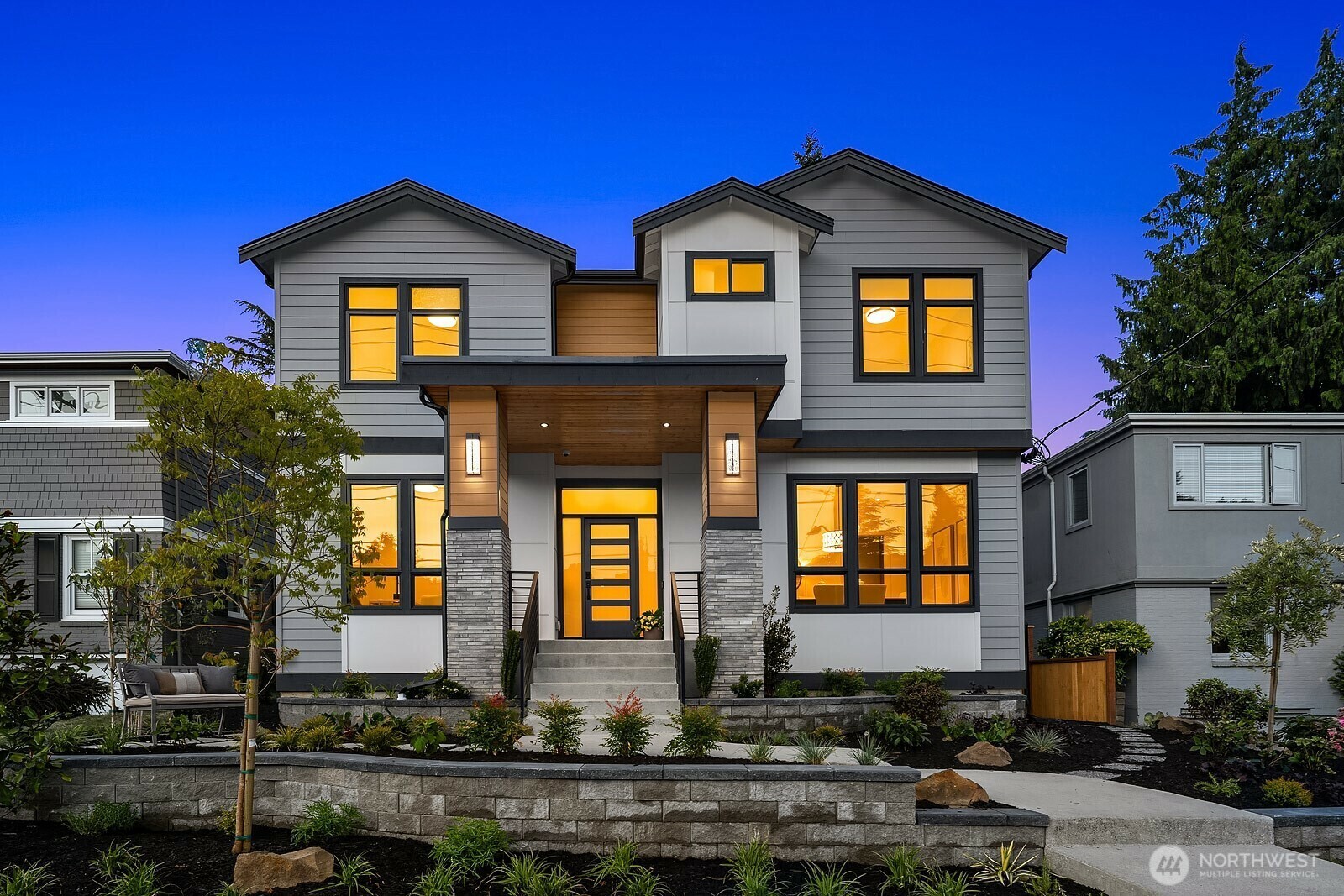 Property Photo: 2526 35th Avenue W WA 98199