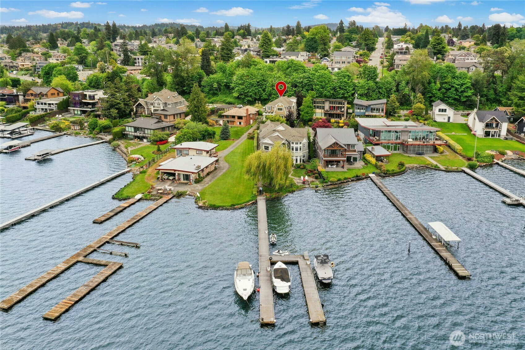Property Photo: 3011 Mountain View Avenue N WA 98056