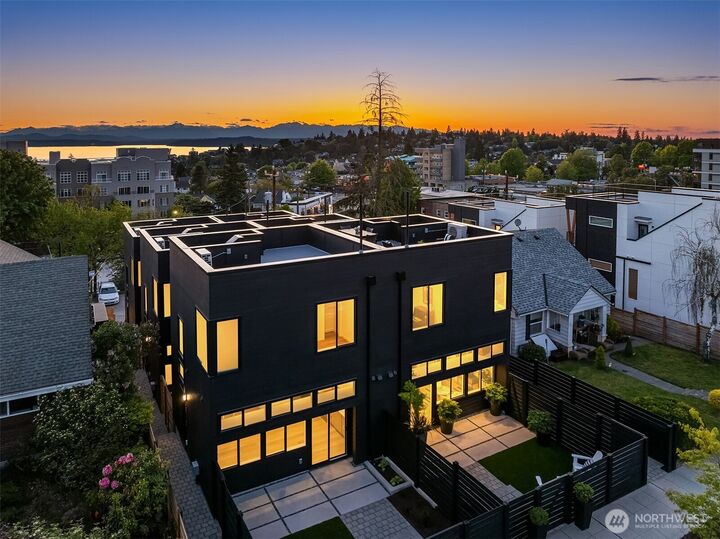 Property Photo:  4821  42nd Avenue SW  WA 98116 