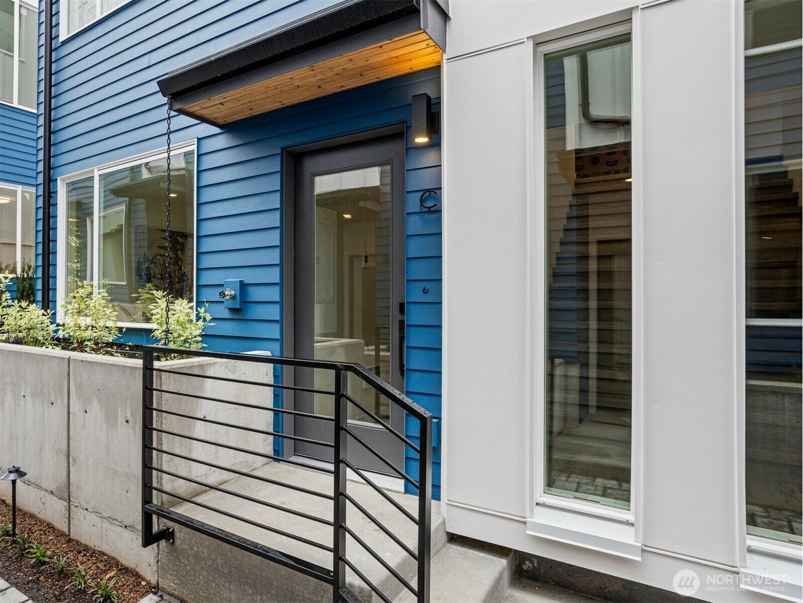 Property Photo: 2523 29th Avenue S C WA 98144