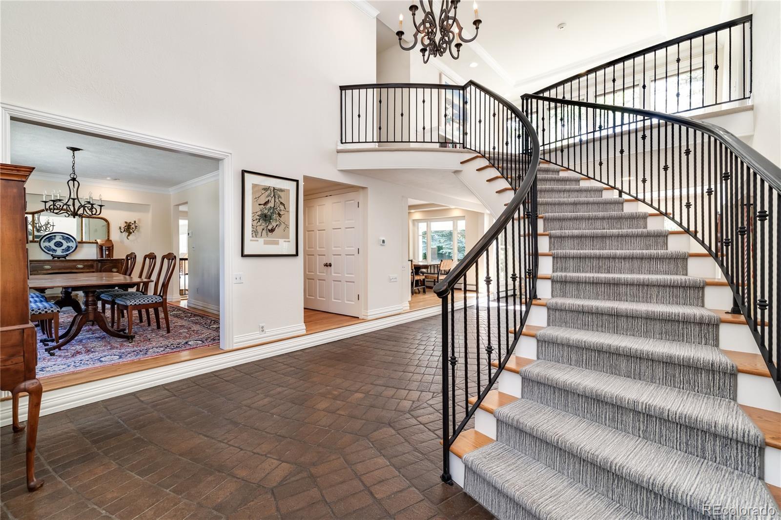 Property Photo: 1512 Cottonwood Lane CO 80121