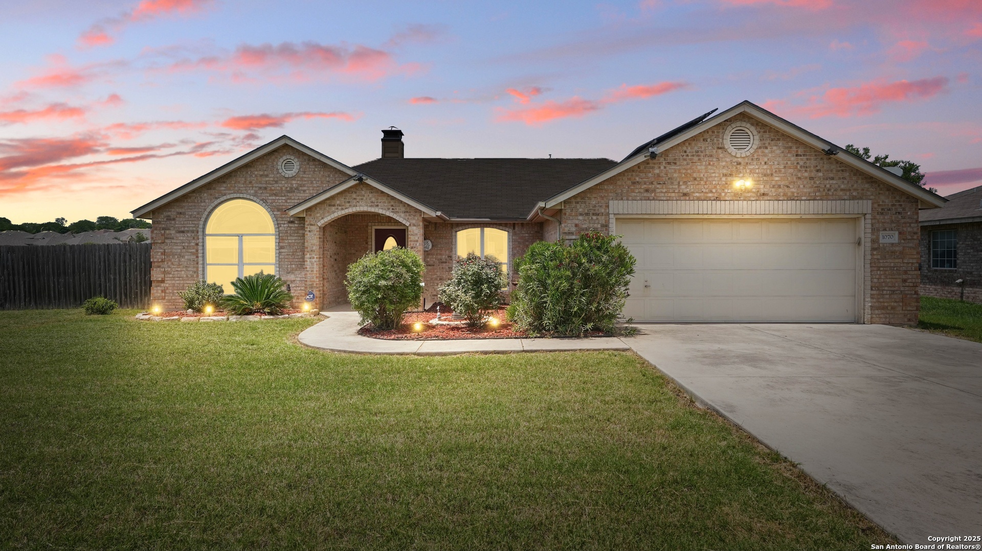 1070 Northpark  New Braunfels TX 78130 photo