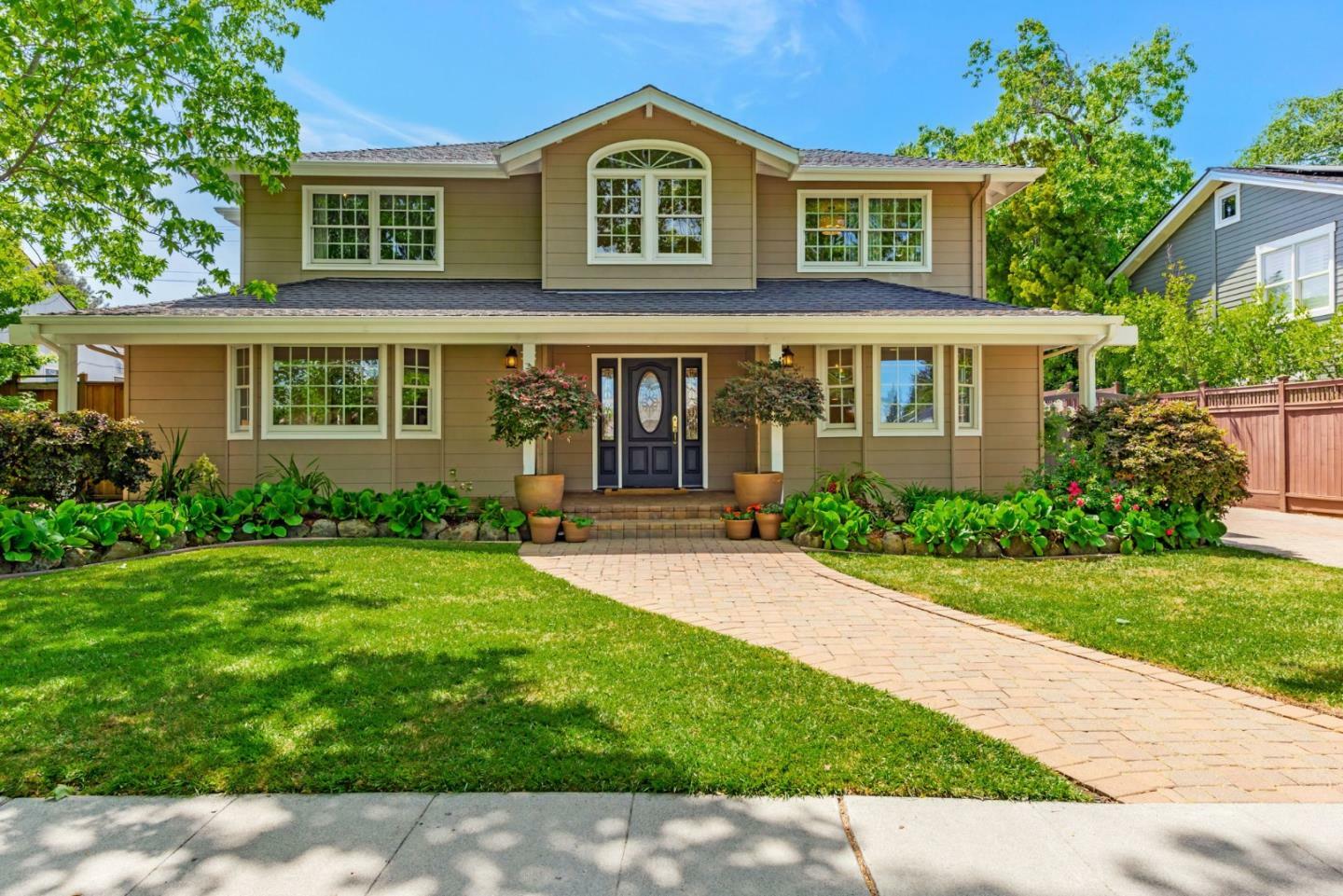 Property Photo: 1820 Kentucky Street CA 94061