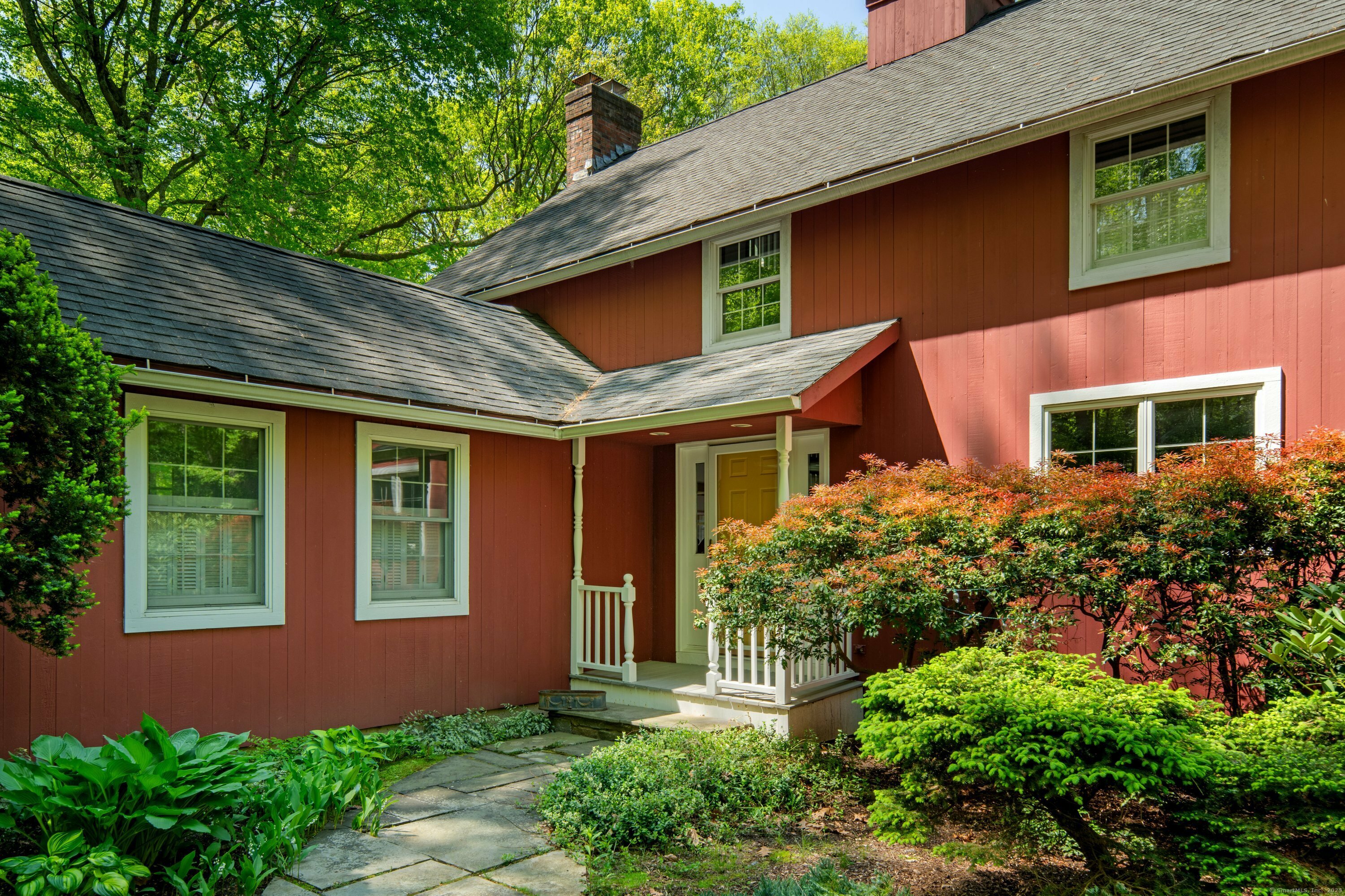 Property Photo: 28 Earl Street CT 06409