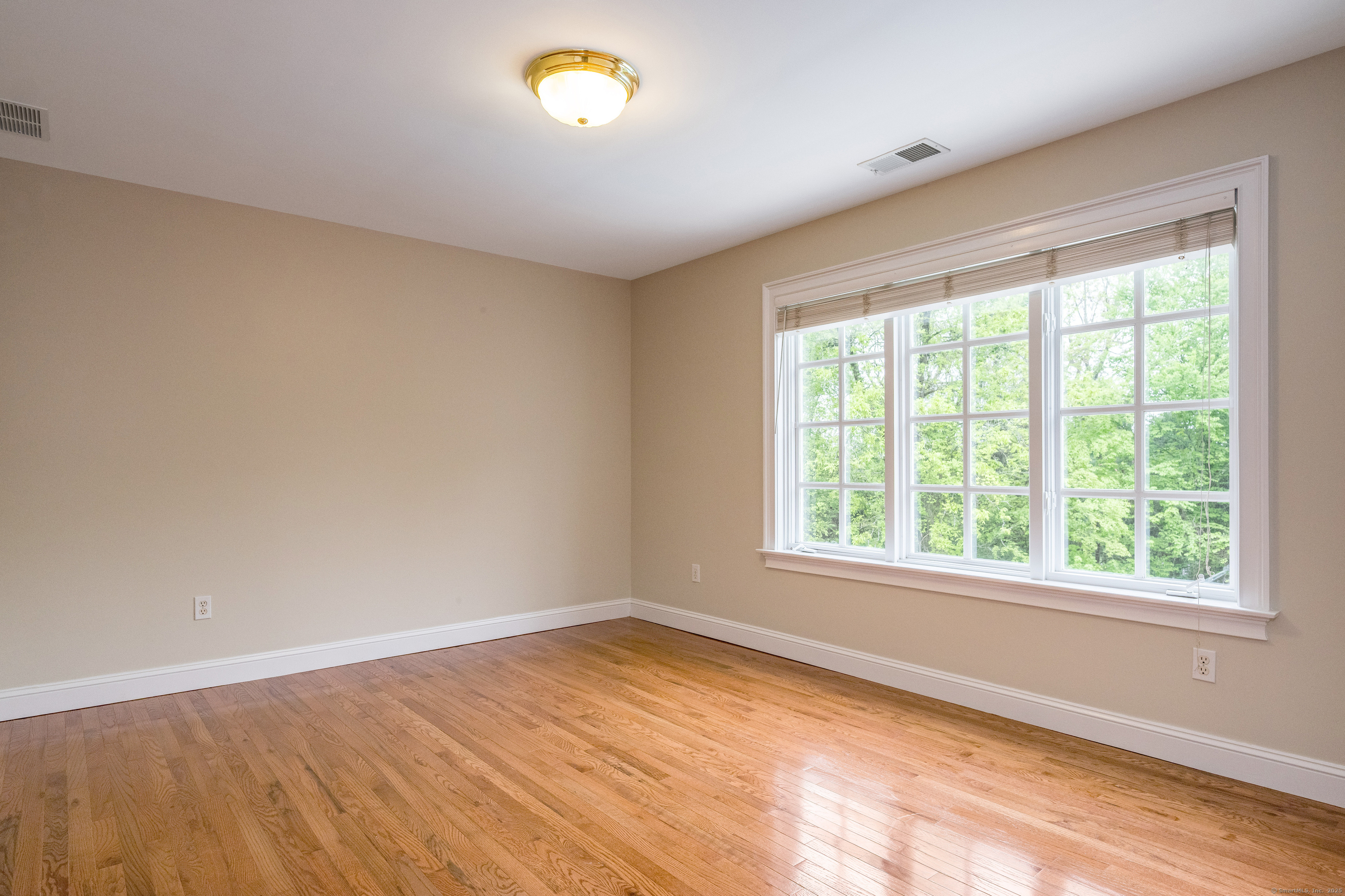 Property Photo: 73 Northgate CT 06001