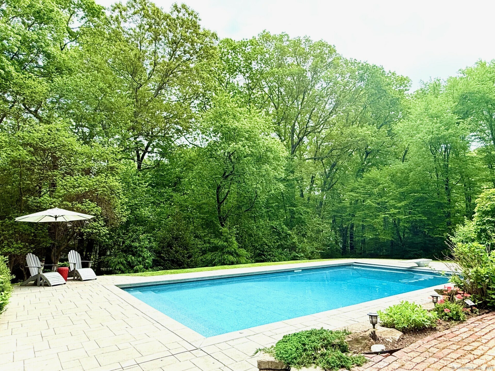 Property Photo: 11 Matson Ridge CT 06371