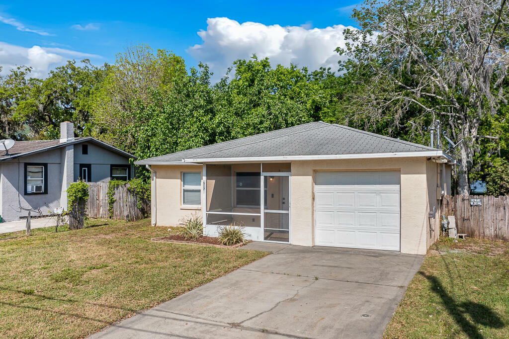 Property Photo: 517 Fulton Street Street FL 32114