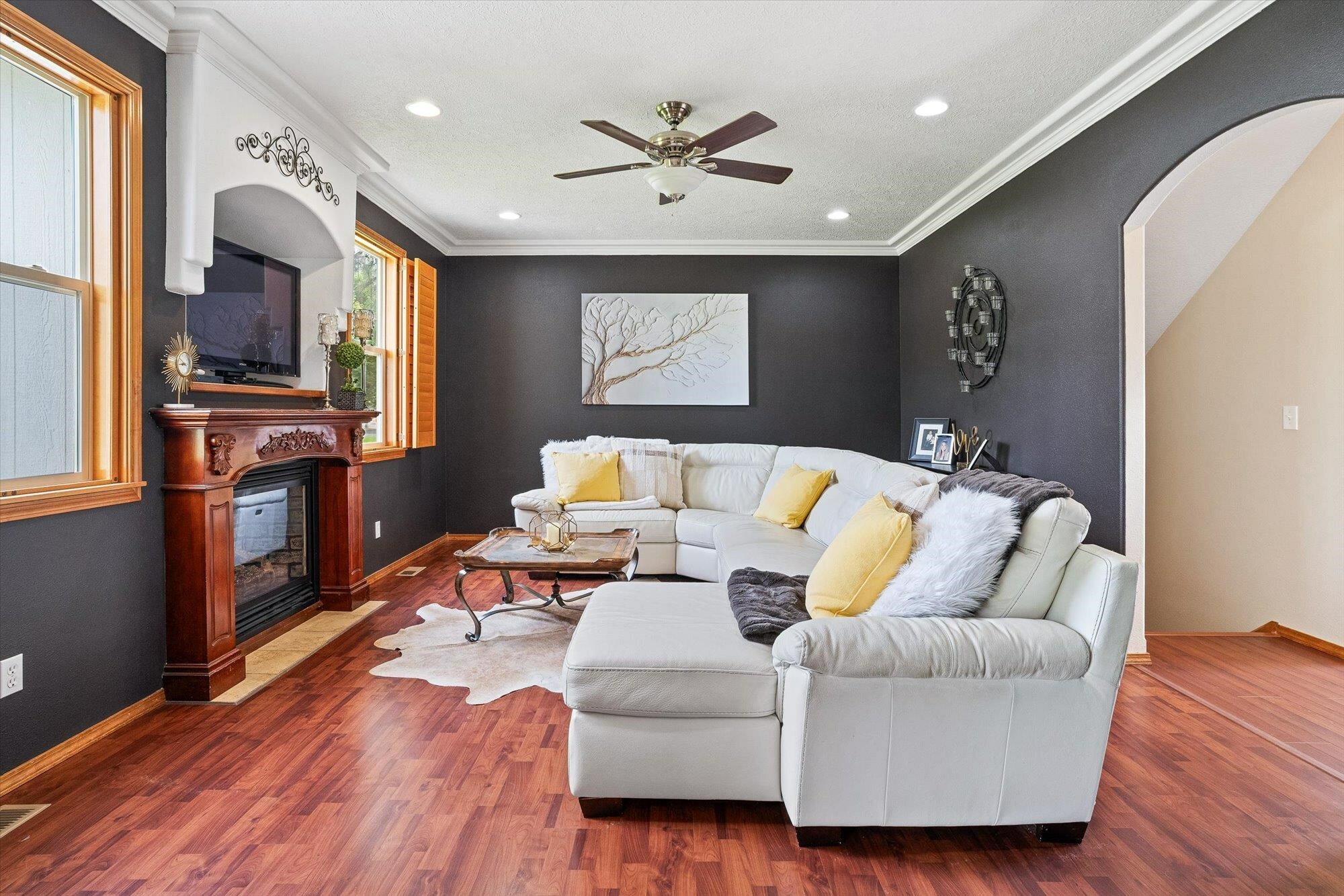 Property Photo:  6482 Lakeview Dr  WA 99026 