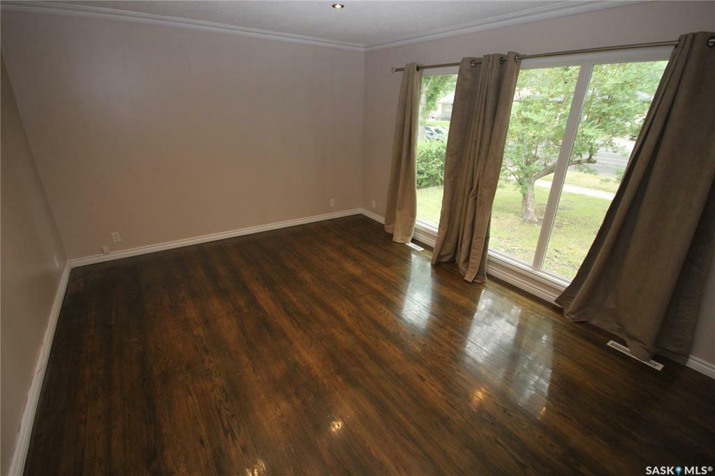 Photo de la propriété: 2212 Grant Road SK S4S 5E2