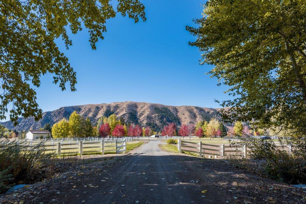 162 S Hiawatha Dr  Hailey ID 83333 photo