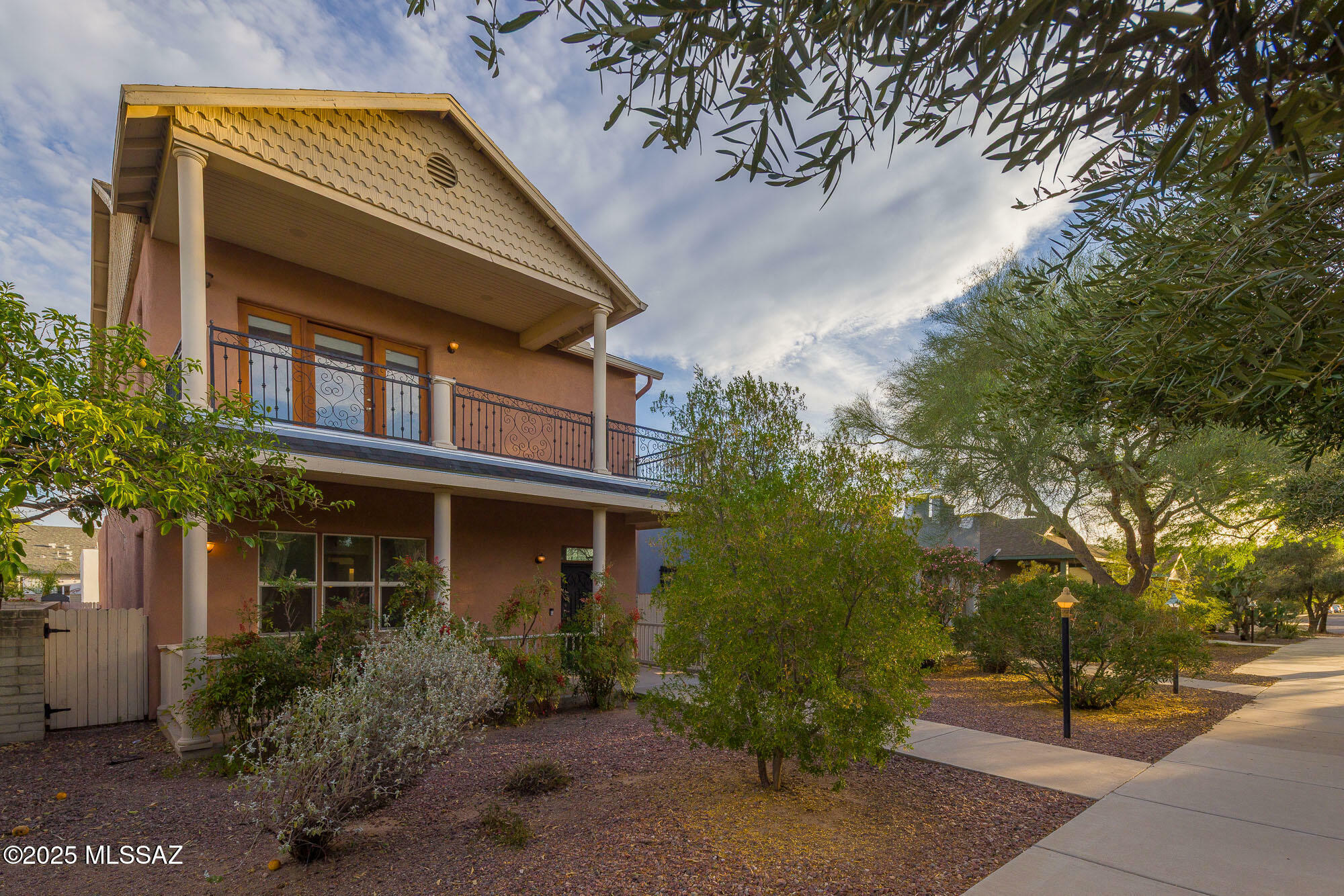 Property Photo: 465 E Downtown Street AZ 85701
