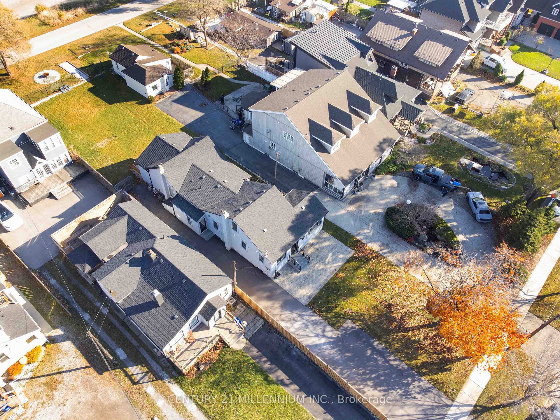 Property Photo:  599 Beach Boulevard  ON L8H 6X8 