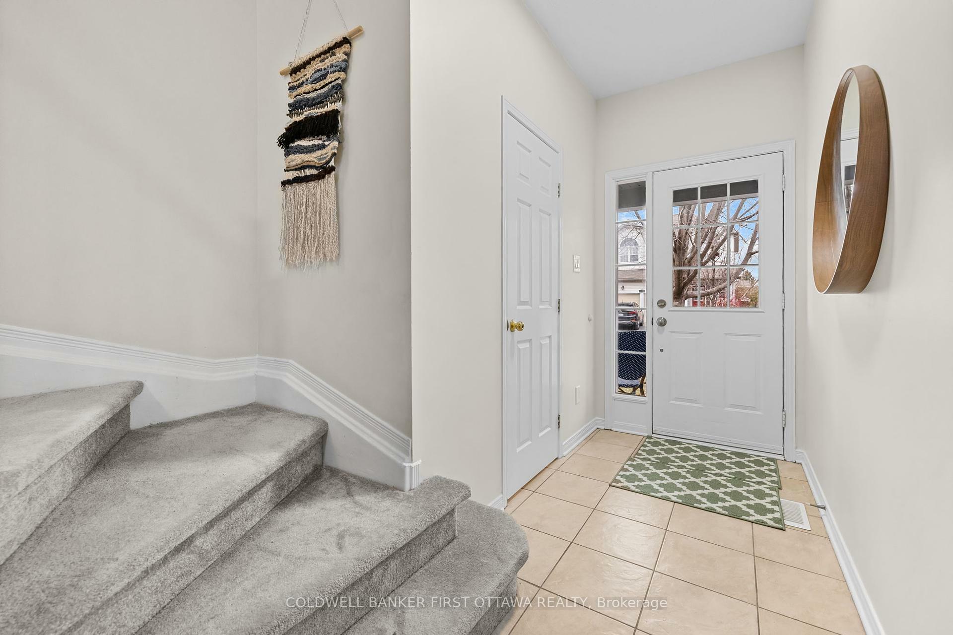 Property Photo: 135 Lamplighters Drive ON K2J 0C1