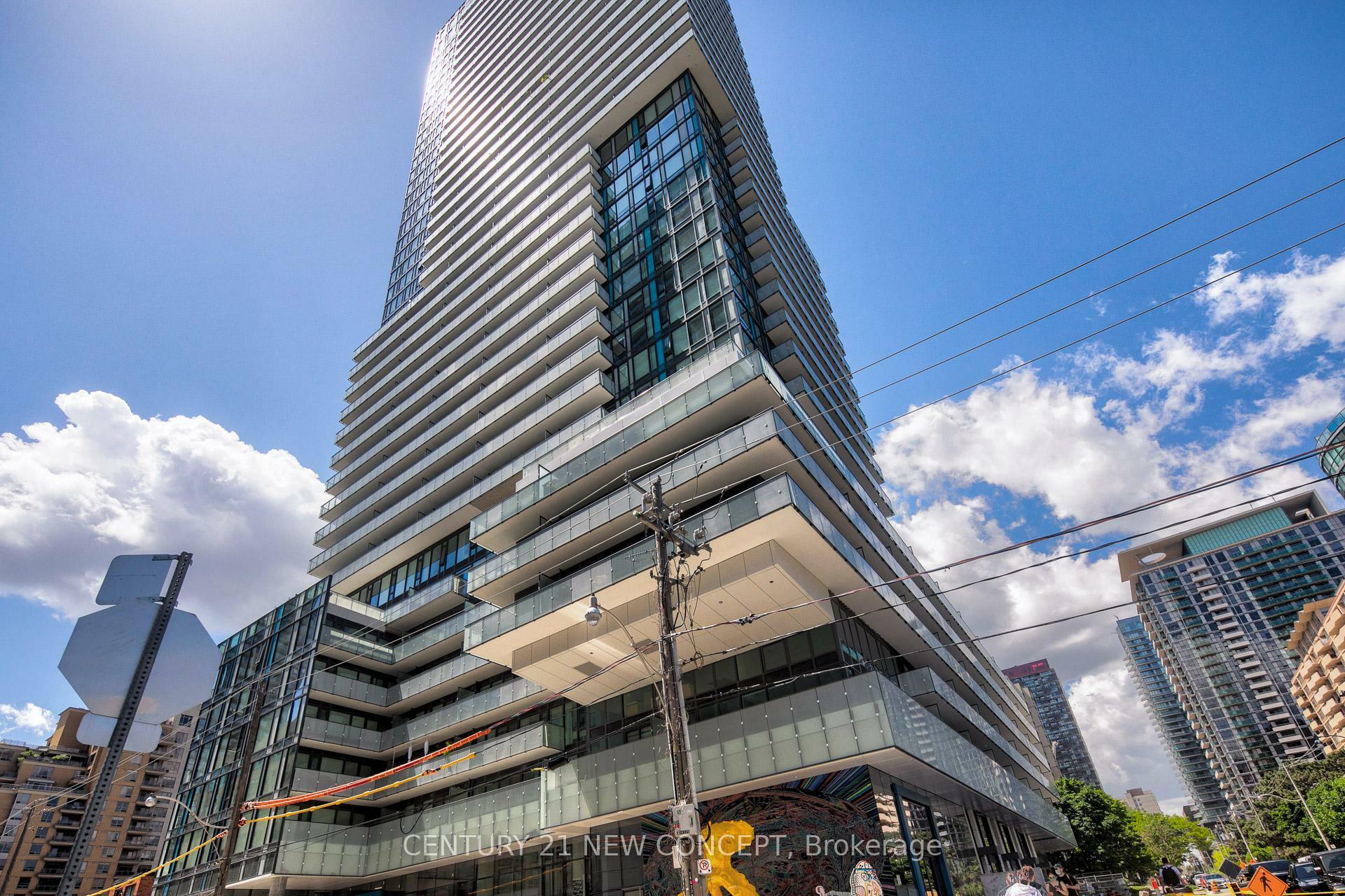Photo de la propriété: 161 Roehampton Avenue 2011 ON M4P 0C8