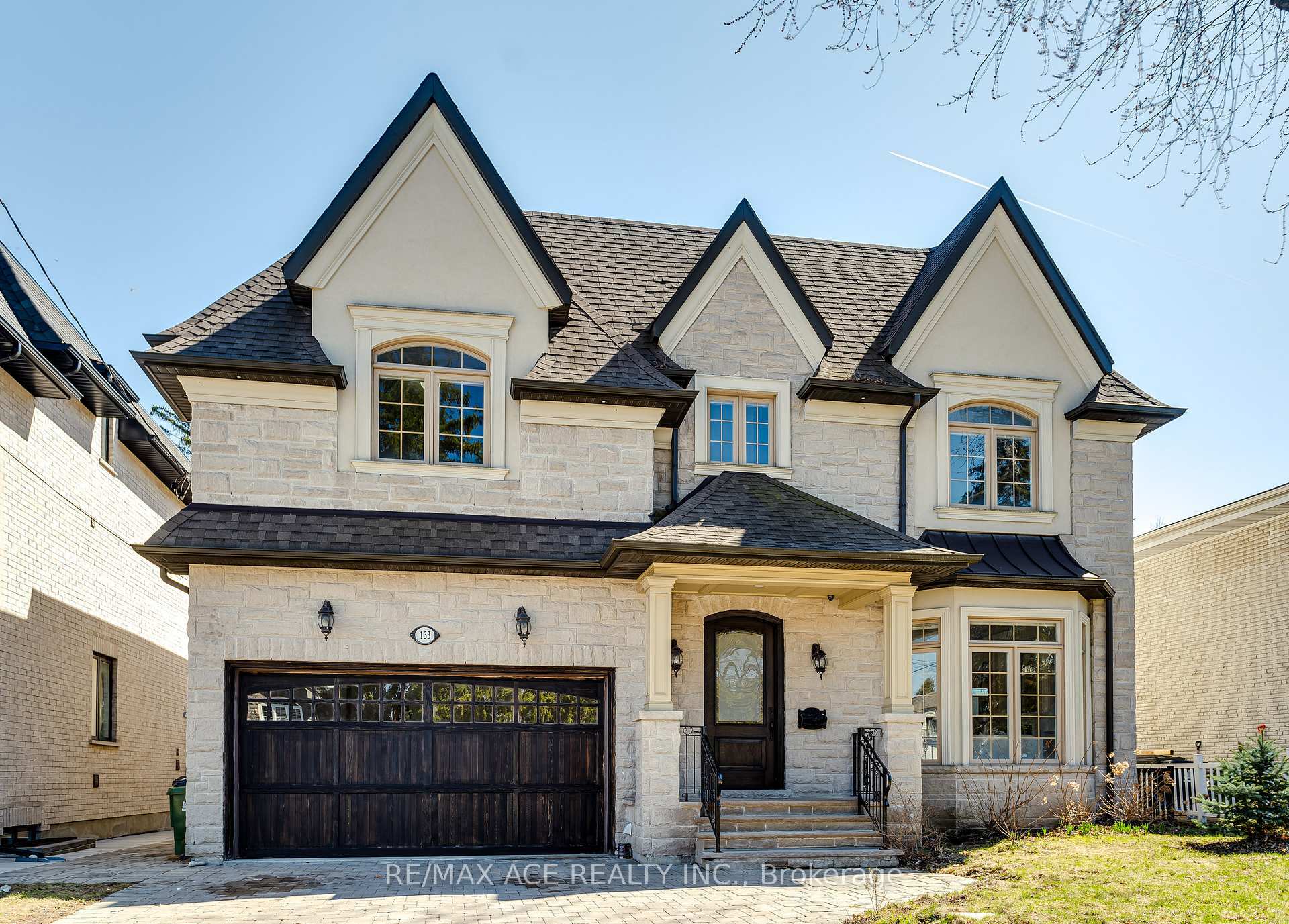133 Park Home Avenue  Toronto ON M2N 1W7 photo