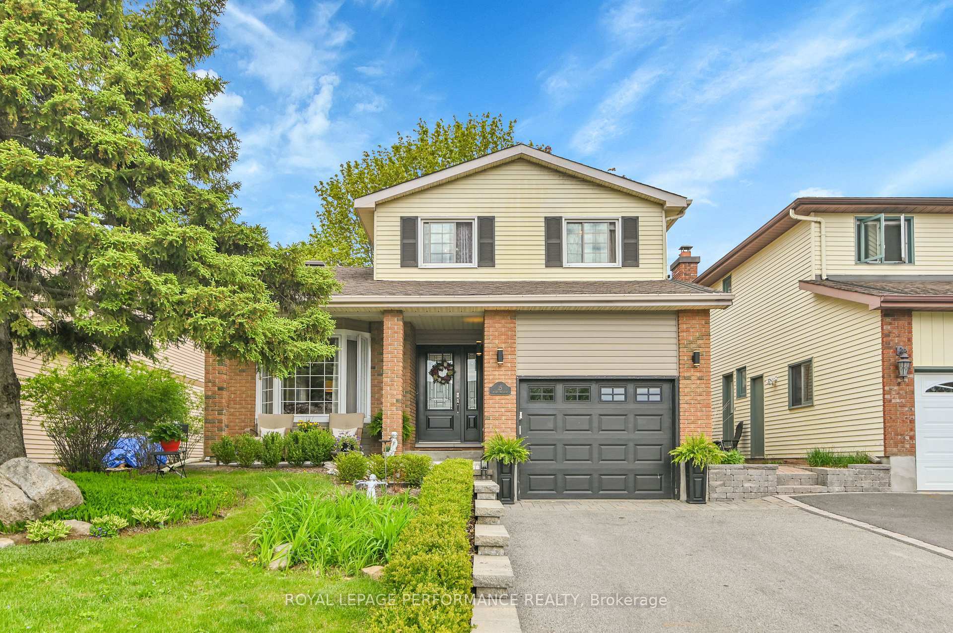 15 Avery Crescent  Barrhaven ON K2J 2M3 photo