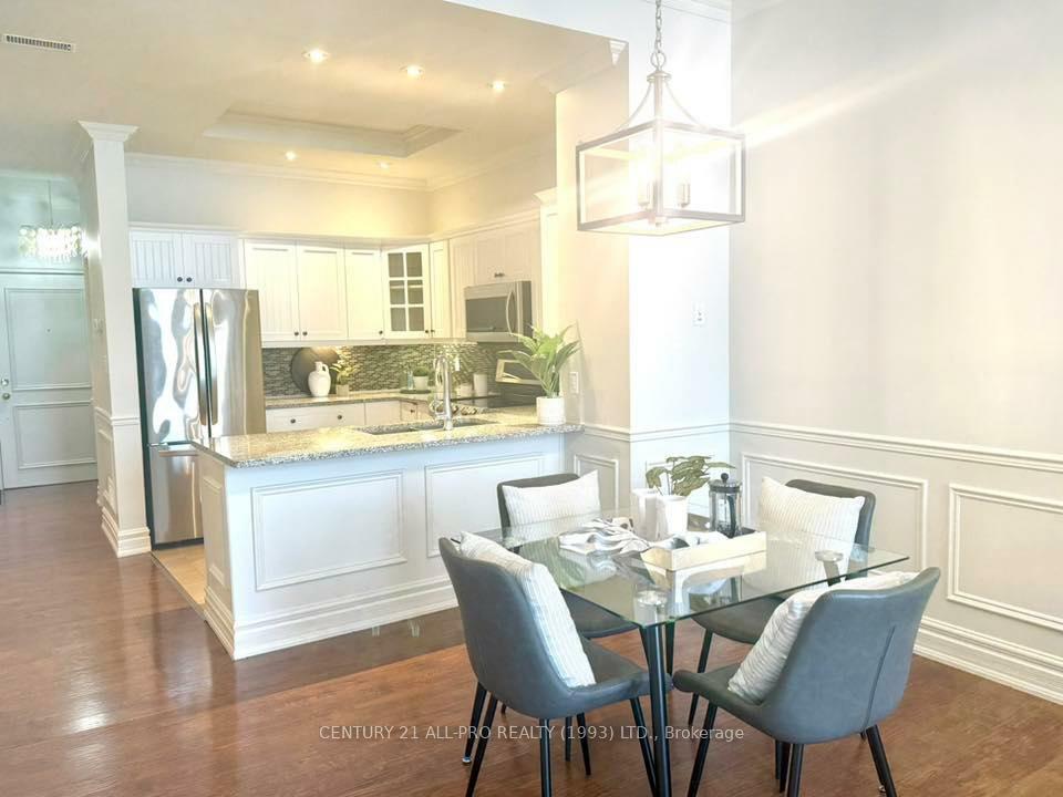 Photo de la propriété: 323 George Street 304 ON K9A 3L9