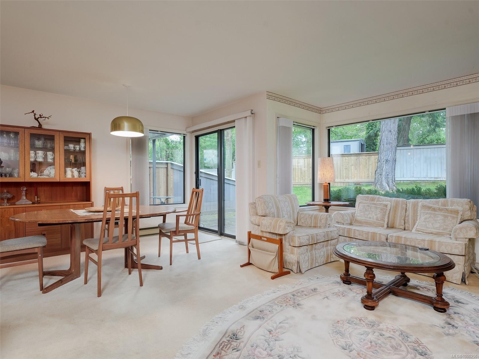 Property Photo: 1309 McKenzie Ave 7 BC V8P 2M1