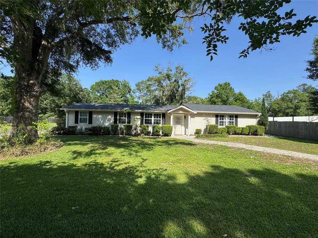 Property Photo: 54038 Charles Street FL 32011