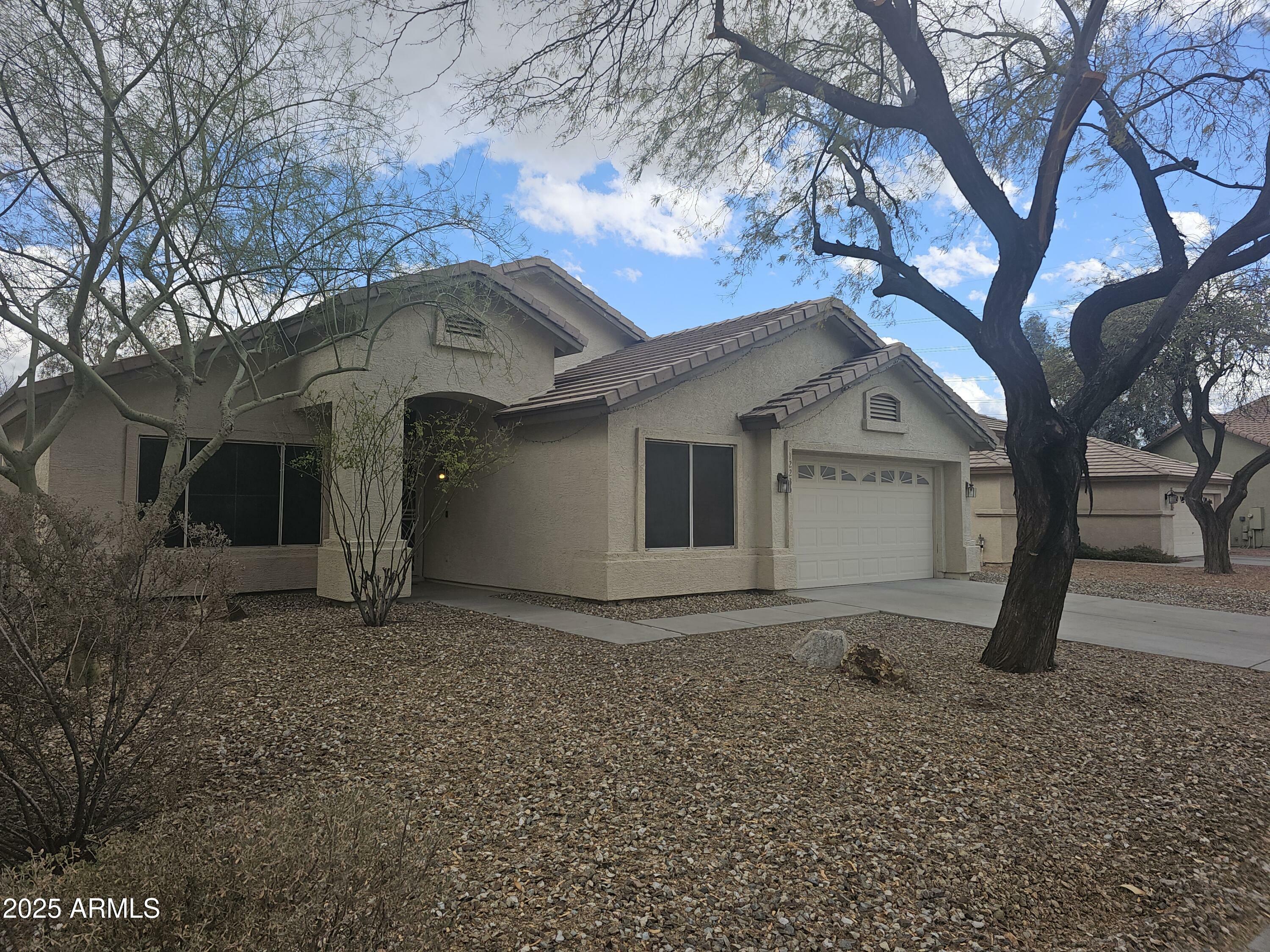 Property Photo: 12235 N 60th Lane AZ 85304