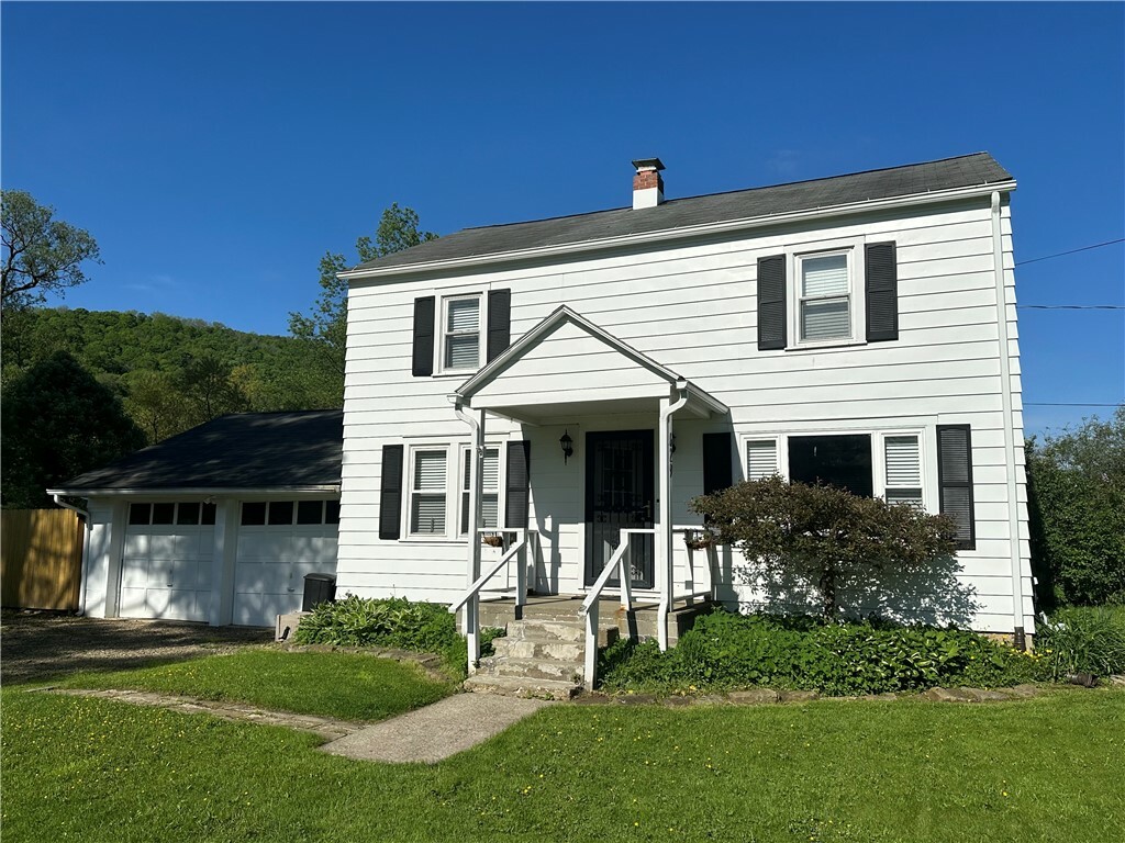 Property Photo: 629 W Washington Street PA 16701