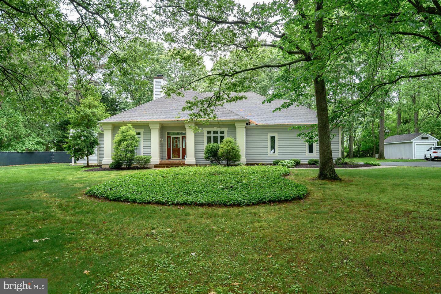 Property Photo: 8320 Ingleton Circle W MD 21601