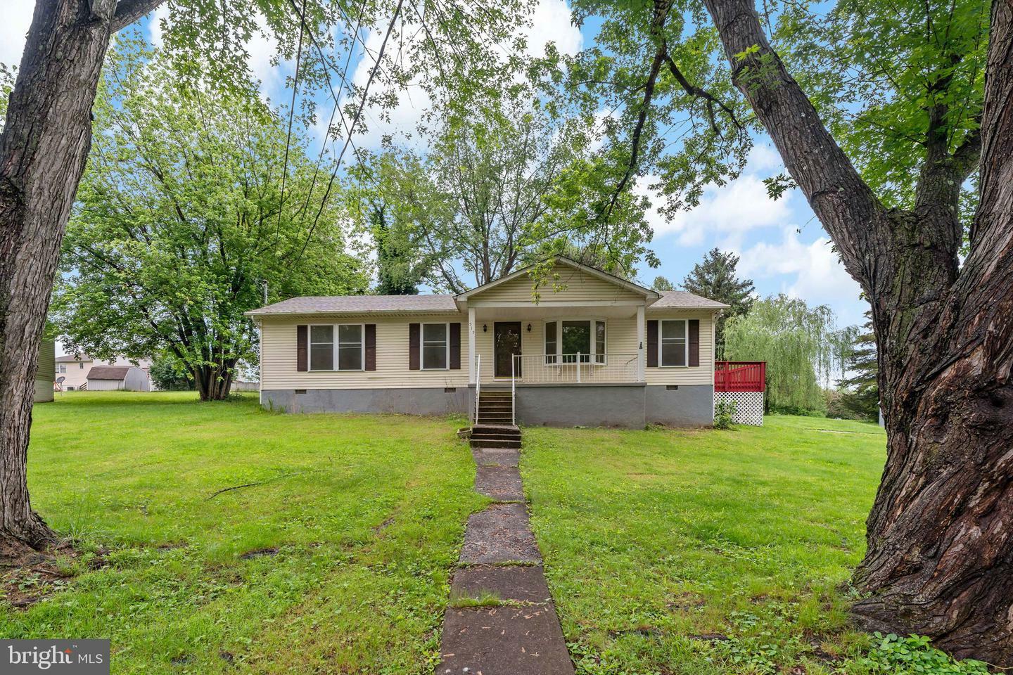 515 E 10th Avenue  Ranson WV 25438 photo