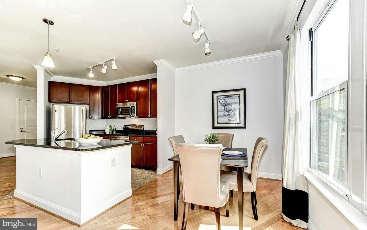 Property Photo: 1391 Pennsylvania Avenue SE 456 DC 20003