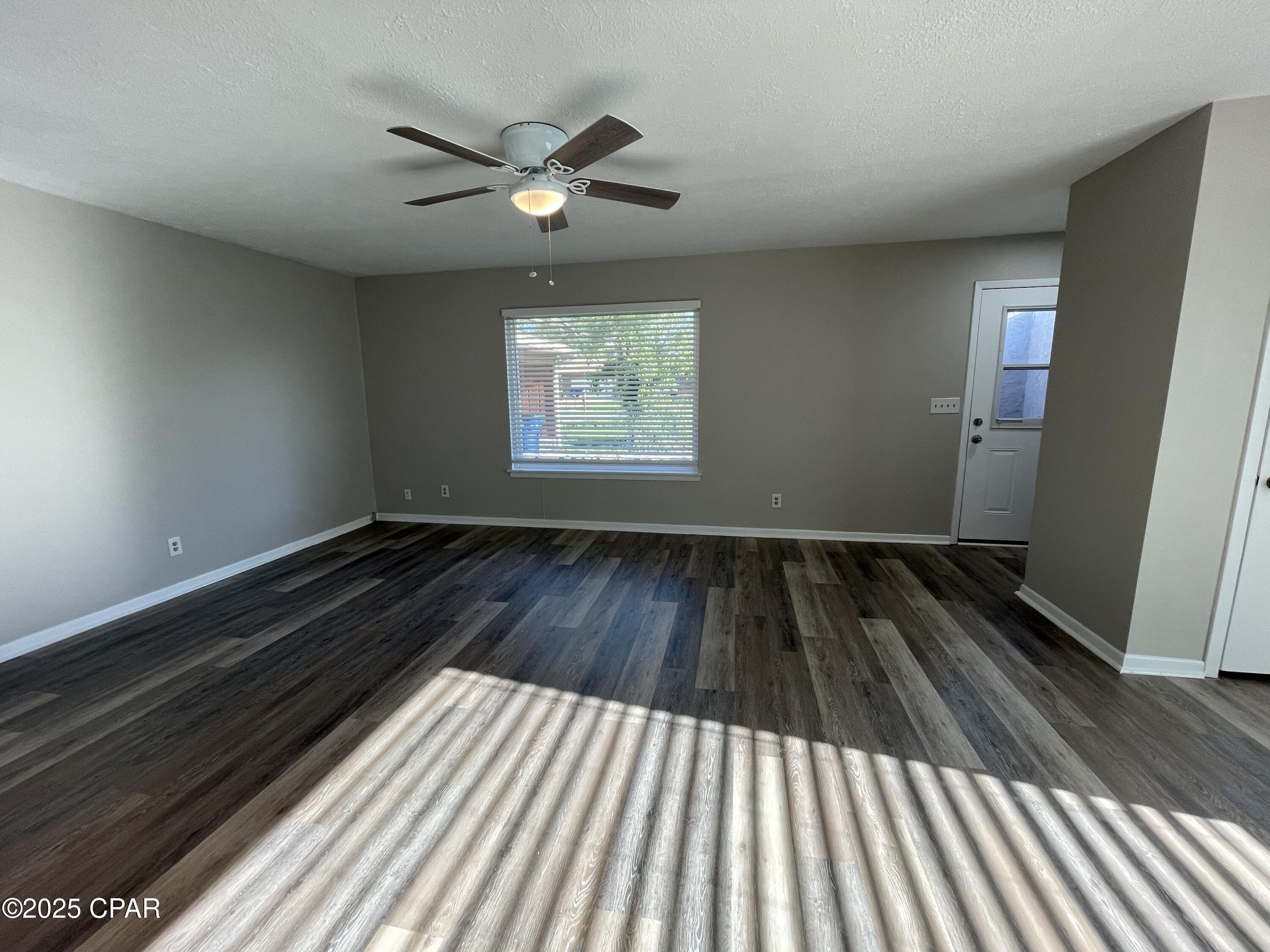 Property Photo: 2014 W 23rd Court A FL 32405