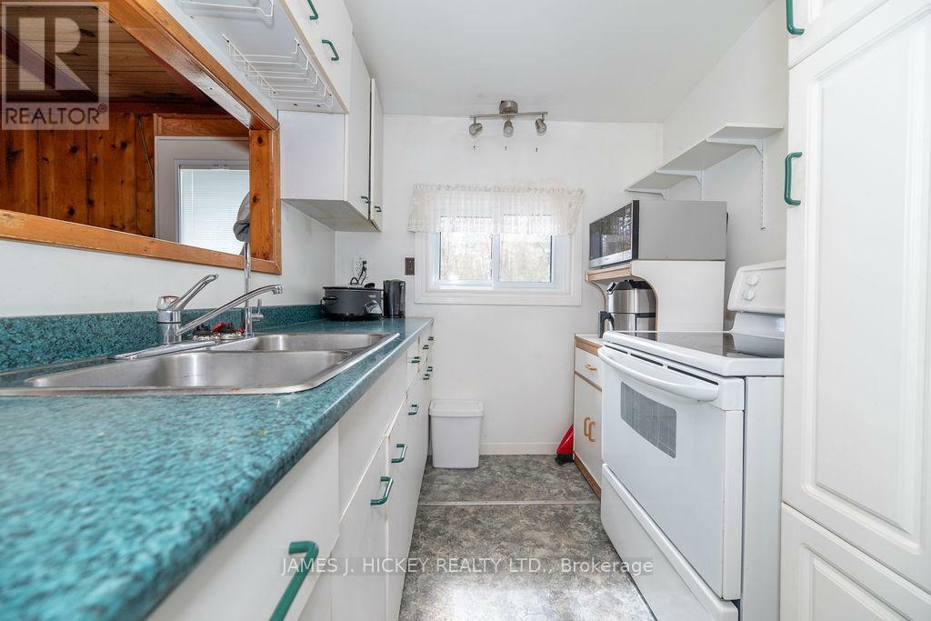 Property Photo: 40388 Highway 17 Highway ON K0J 2K0